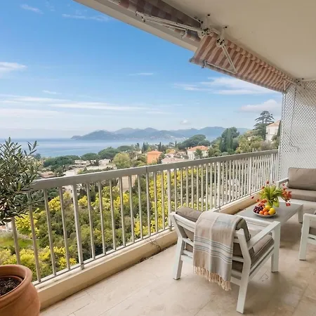 شقة Ocean View 2-bed With Pool And Terrace